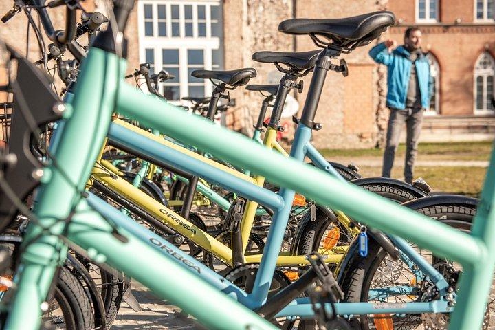 Bicycle tour in historic Ghent