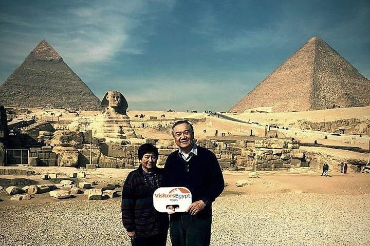 Half-Day Private Tour to the Giza Pyramids includes Lunch