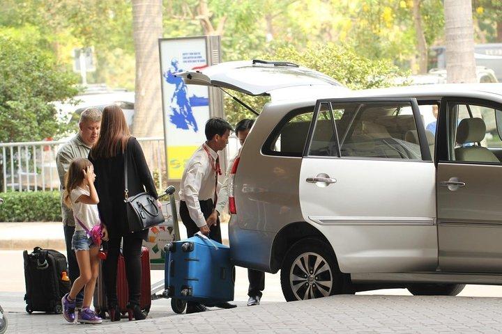 Private Transfer Between Hanoi Airport and Hanoi Center