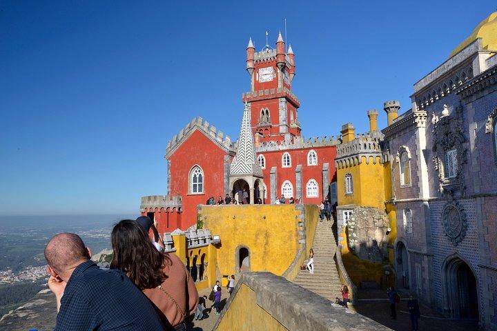 Sintra and Cascais Small Group Tour from Lisbon
