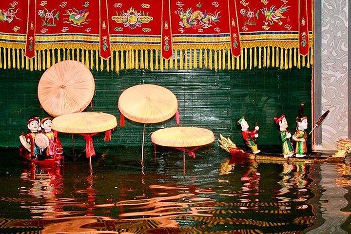 Chi Minh City: Water Puppet Show & Saigon River Dinner Cruise