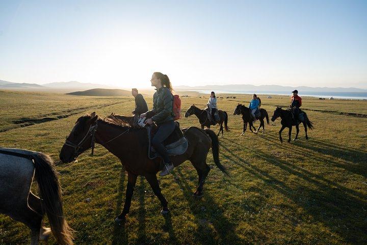 2-Days in Song Kul Lake as Nomad - horseback riding & Yurt stay