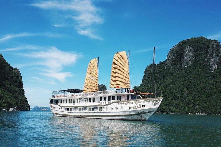 Fantastic 2 Day Halong Bay Tour on 4 Star Boutique Cruise