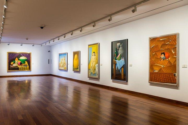 VIP Bogota City Tour & Salt Cathedral: Monserrate, Candelaria 12h