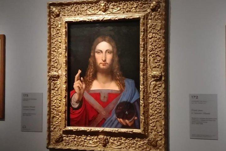 1:30 hours tour of Louvre museum