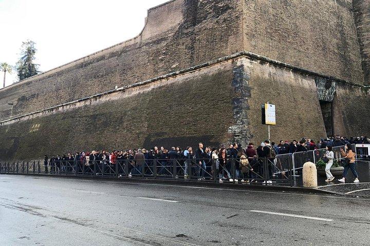 Guided Tour for The Vatican City without Line