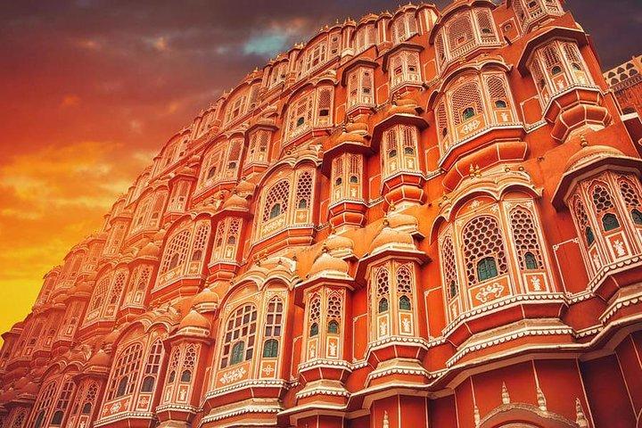 Full-Day Private Tour Heritage of Jaipur with Amber Fort