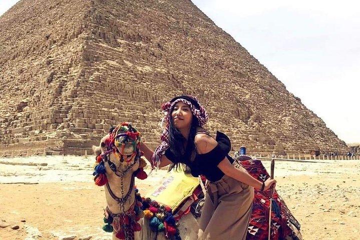 Explore Egypt 8 Days Include Bob Marley Guesthouse Accommodation.