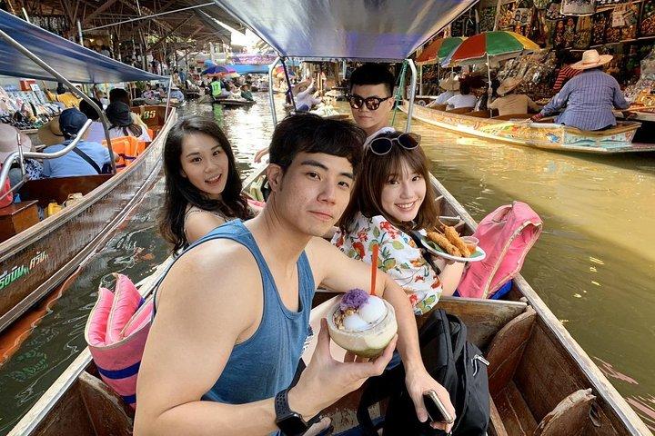 Train Market and Floating Market half day tour