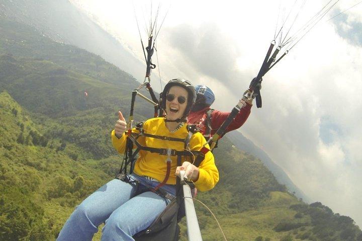 Paragliding Adventure with Transportation and Gopro Videos HD