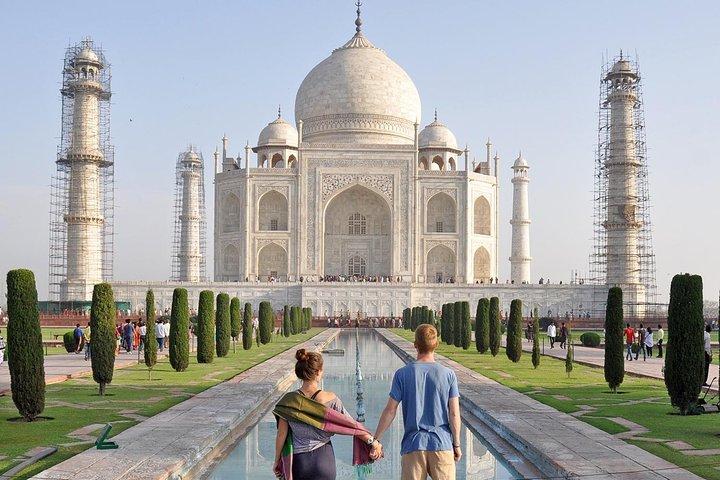 Full Day Taj Mahal, Agra Fort and Fatehpur Sikri Private Tour