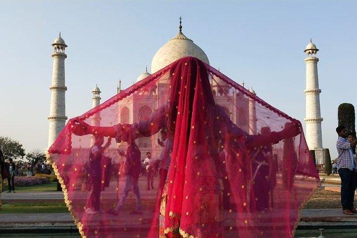 Full Day Taj Mahal, Agra Fort and Fatehpur Sikri Private Tour