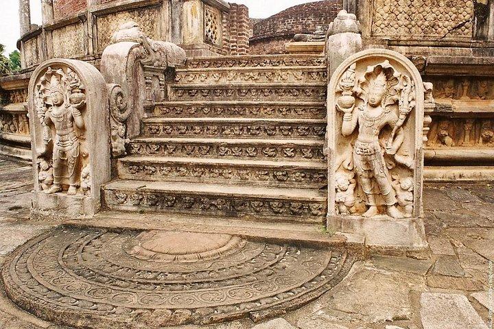 Tour Packages in Sri Lanka - Most Popular Round Tour - All in One Tour
