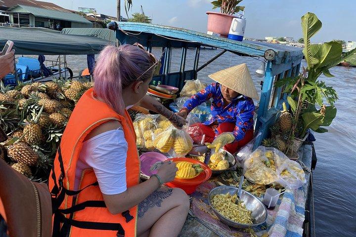 Mekong Delta 2-Day Tour: Floating Markets & Cultural Exploration