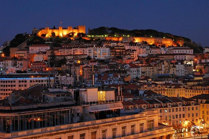 Private Fado Night in Lisbon with Dinner & City Tour