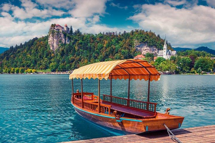 Postojna cave, Predjama castle and Lake bled from Ljubljana