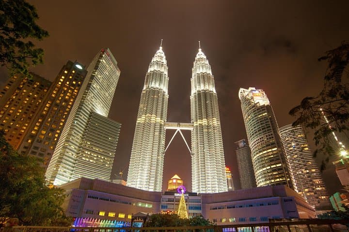 Airport To Kuala Lumpur Pickup & Drop