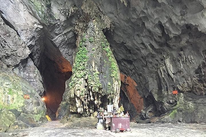 Perfume Pagoda Pilgrimage Full-day Tour