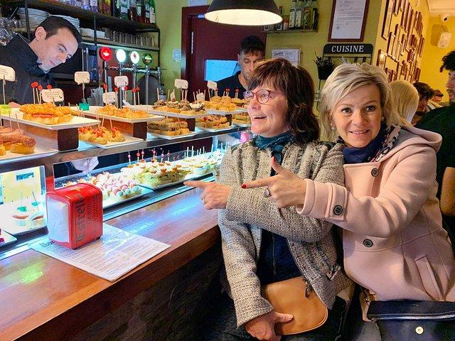 Barcelona Private Food & Drink Tour: Traditional Taverns & Tapas