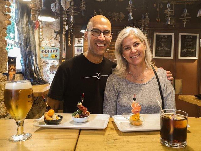 Barcelona Private Food & Drink Tour: Traditional Taverns & Tapas