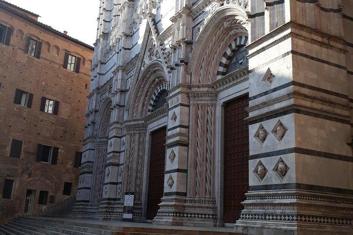 2 hour Siena Private Guided Walking Tour