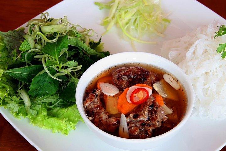 AUTHENTIC Hanoi Street Walking Foodie Tour - Group or Private