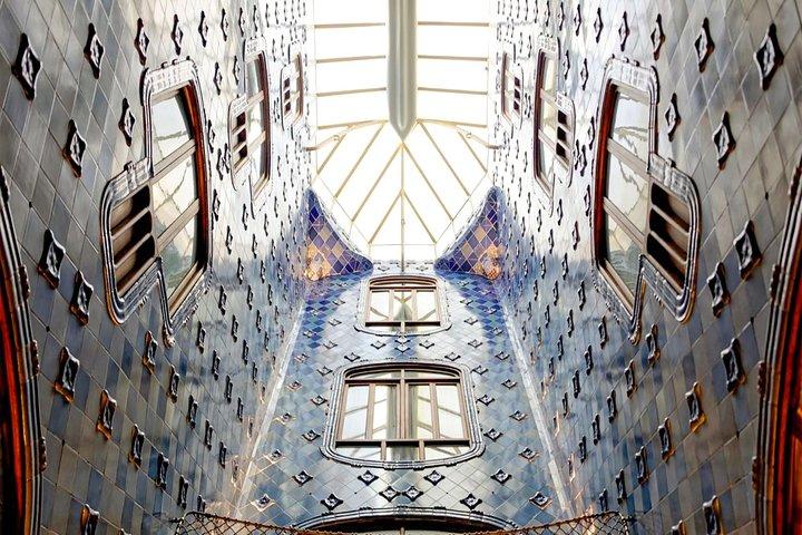 Casa Batlló | Private tour (2H) | Skip the line | Private guide