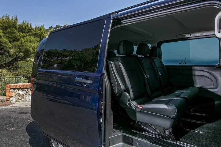 Private Transfer from/to Naples airport to Sorrento one way