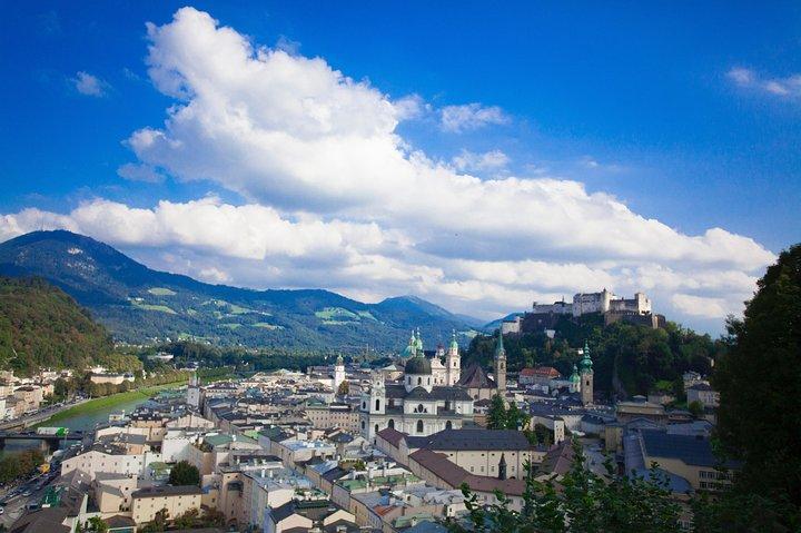 Private Transfer: Vienna → Salzburg with a stop in Mauthausen Concentration Camp