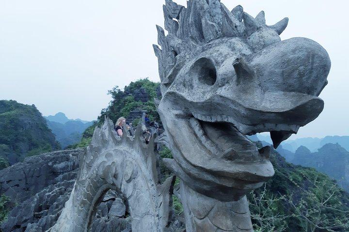 Ninh Binh - Hoa Lu - Tam Coc - Mua cave Day Trip: Hiking, boat trip, Bike, lunch