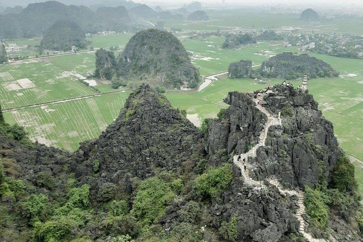 Ninh Binh - Hoa Lu - Tam Coc - Mua cave Day Trip: Hiking, boat trip, Bike, lunch
