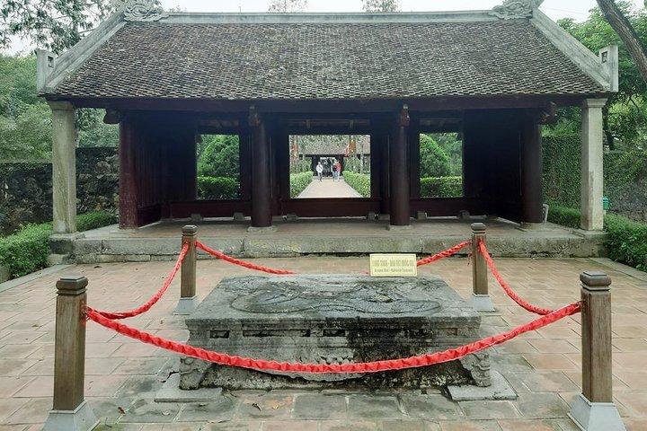 Ninh Binh - Hoa Lu - Tam Coc - Mua cave Day Trip: Hiking, boat trip, Bike, lunch