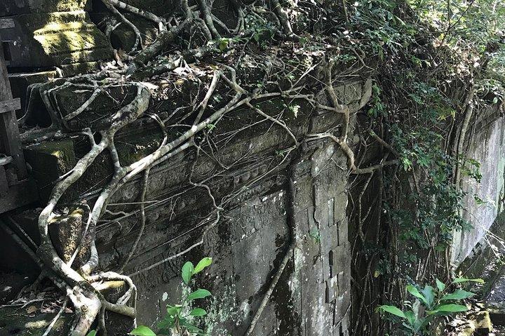 Sunrise At Angkor Wat and Beng Mealea Off Beaten Track