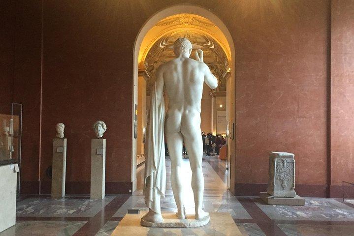 Secrets & Scandals of the Louvre - Limited to 6 Guests