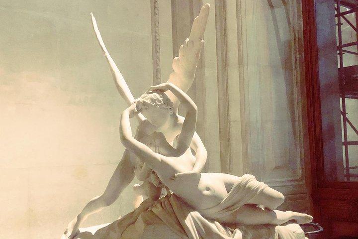 Secrets & Scandals of the Louvre - Limited to 6 Guests