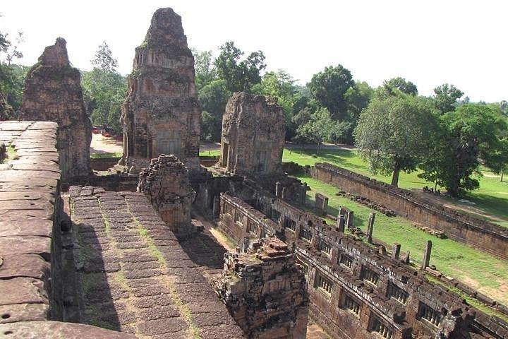 2-Day Angkor Wat Small and Big Circuit - Free Hotel Pick up