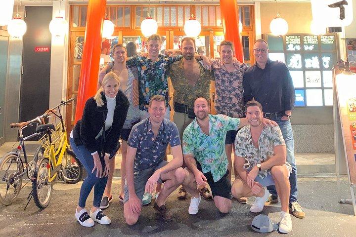 Osaka: Private Food Tour & Bar Hopping in Namba