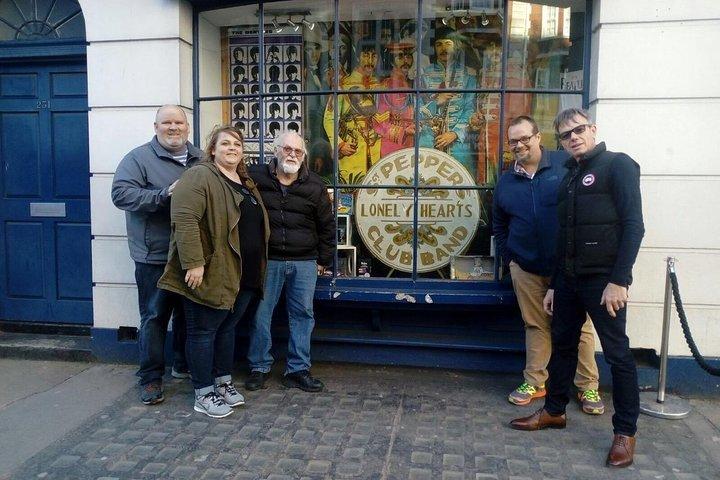 Beatlemania in London! Private 4-hour Tour in an Iconic Black Cab