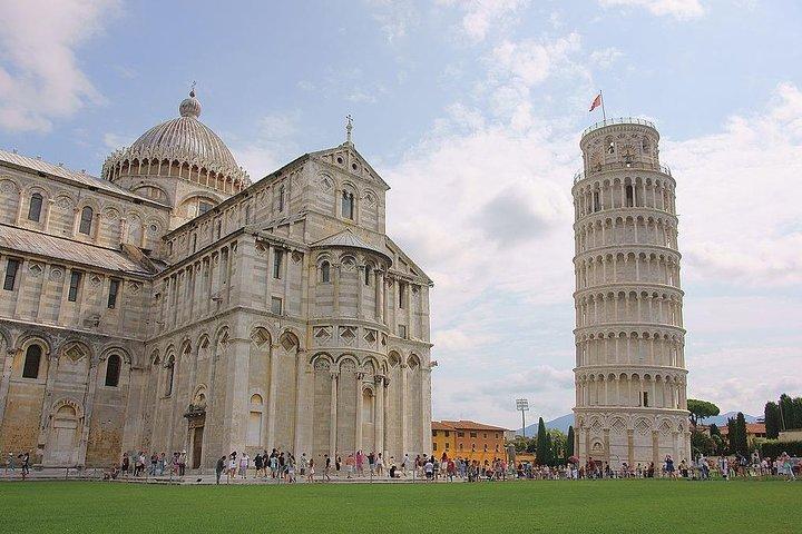 Private Day Trip from Florence to Pisa, Lucca and Vinci