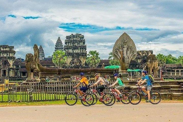 Full-Day Angkor and Temples Cycling Tour - Inclusive Lunch