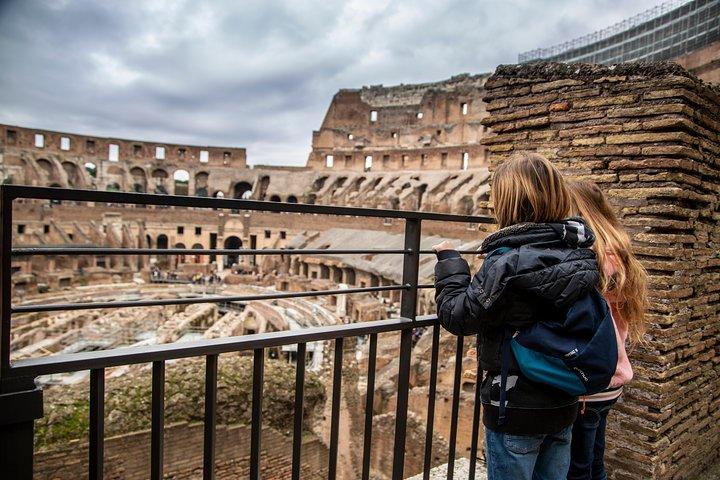 Kid Friendly Guided Tour of Rome Colosseum & Forums