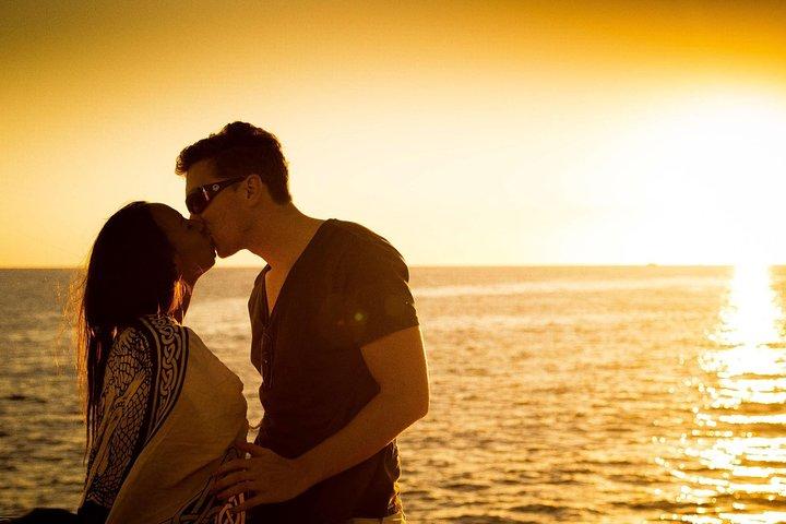 Cabo Escape Sunset Cruise with Dinner and Open Bar