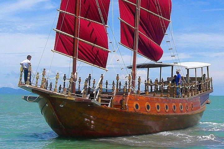 The Red Baron Luxury Yacht Cruise from Koh Samui with Return Transfer