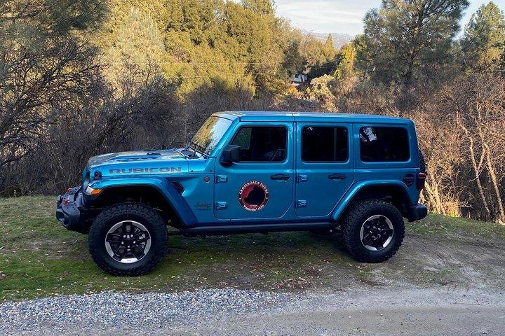 Jeep 4 X 4 Yosemite Park Tour with Hotel Pickup