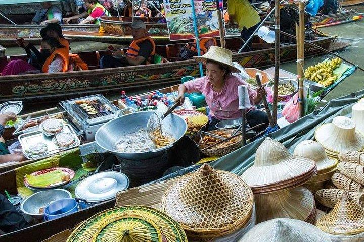 Small Group Tour - Damnern Saduak Floating Market Half Day Tour