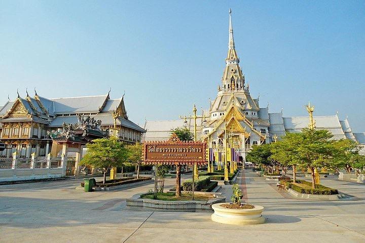 World's biggest Ganesha & Temple of Upside down BAT