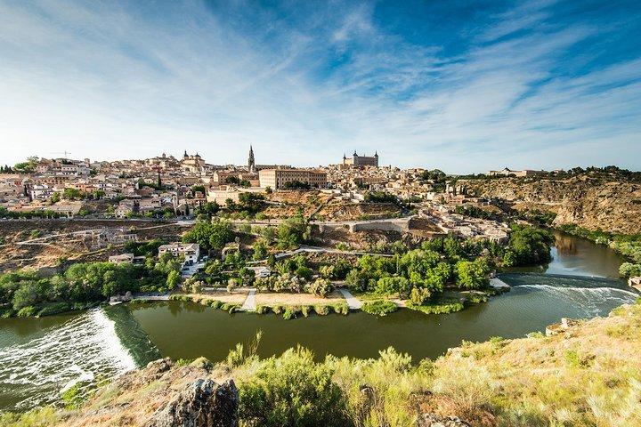 Toledo Tour & Vineyard Experience with Wine Tasting from Madrid