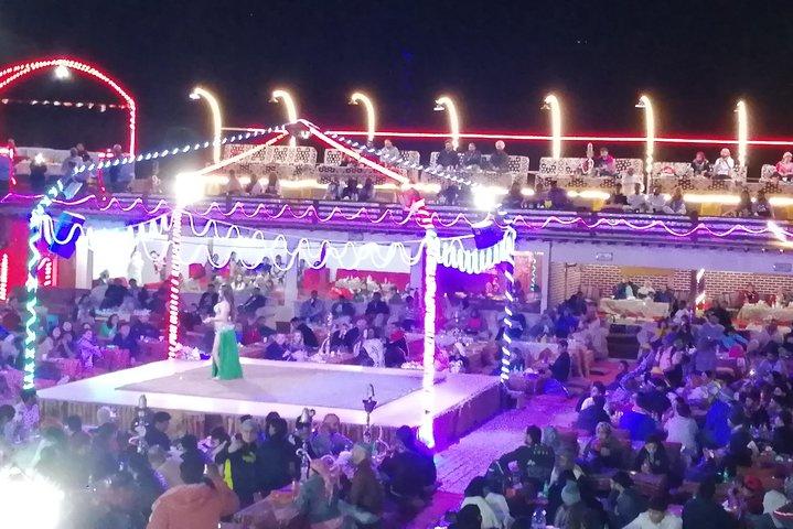 Dubai Desert Safari with Buffet Dinner Evening