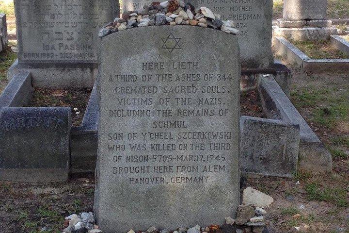Bonaventure Cemetery Walking Tour with Transportation