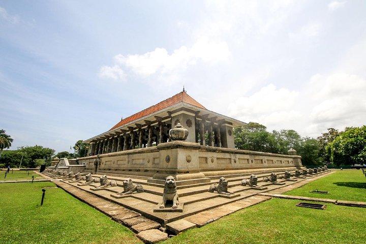 Full-Day Colombo City Tour (Private Car)
